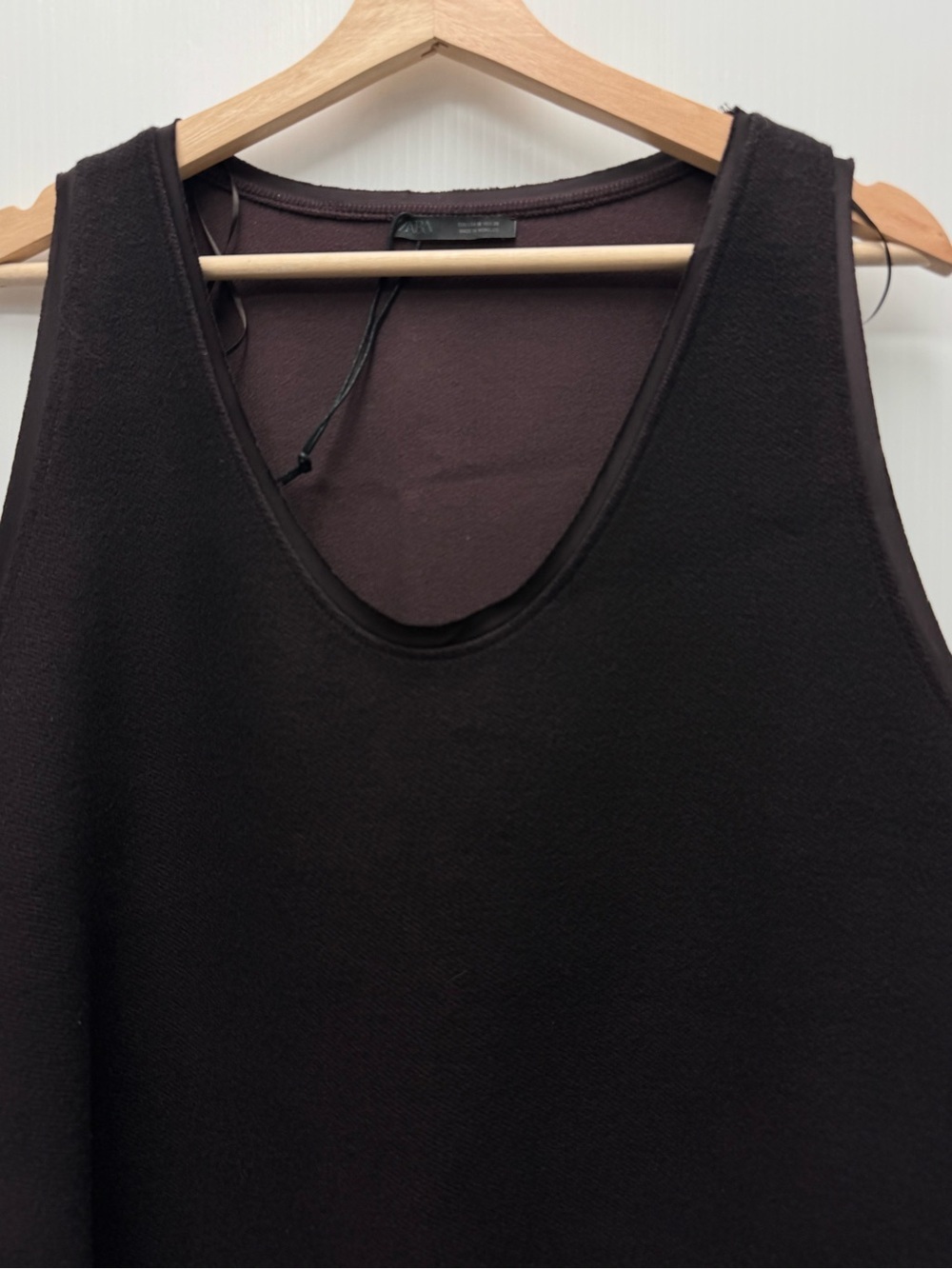 Zara dark mahogany color Scoop Neck Tank heavy material - Picture 3 of 4